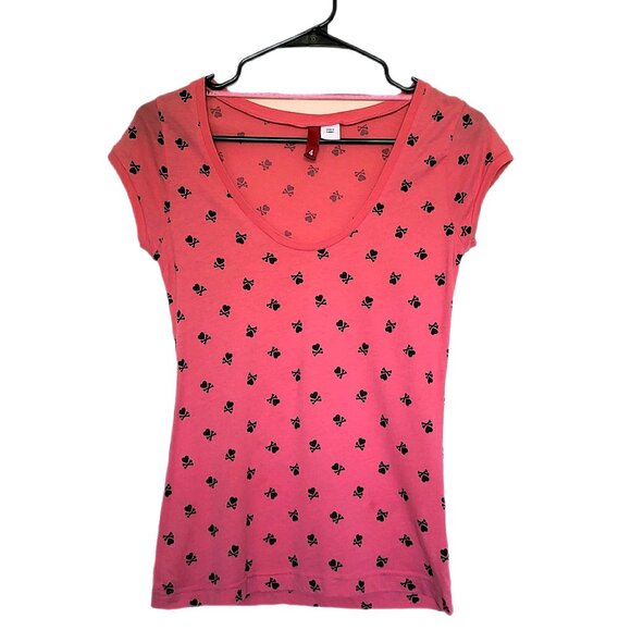 Share DIVIDED BY H&M Y2K Pink Women's T-Shirt Black Hearts/Crossbones Graphic Si - Picture 1 of 4